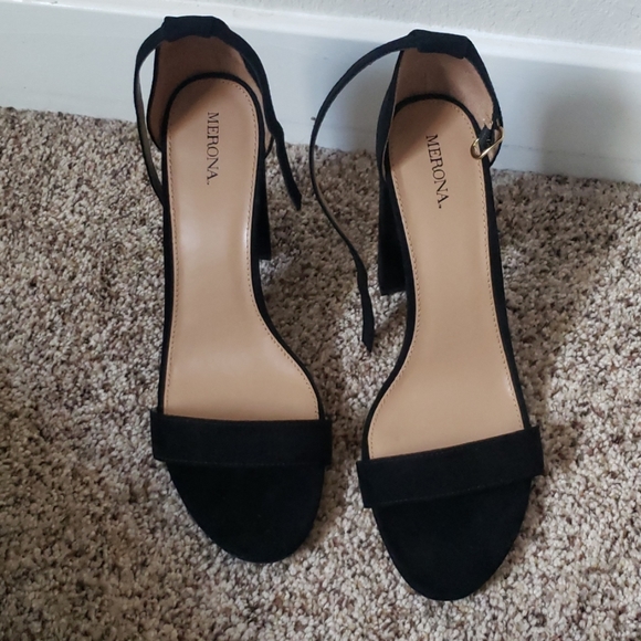 Hells - Picture 2 of 3